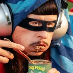 Oliver Tree — Superhero
