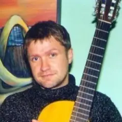 Дядя Го