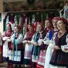 Сидить Миколай
