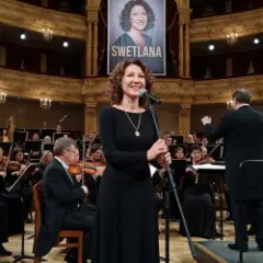 Запоздала