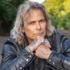 Mike Tramp — Rainbow Eyes